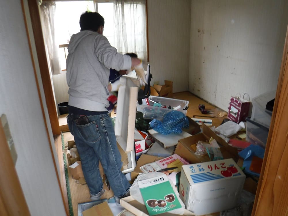 遺品整理士による丁寧かつ迅速な対応